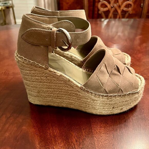 EUC Marc Fisher Adalla Jute Wedge Espadrilles Sandals Shoes Taupe Suede Size 8 - Picture 5 of 7